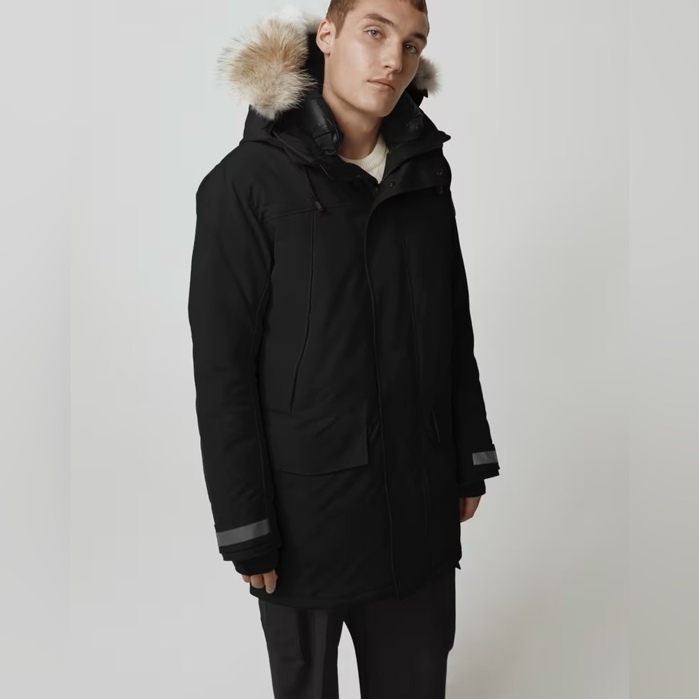 Canada Goose Sherridon Parka Black Label Men’s Small – NEW With Tags – Navy